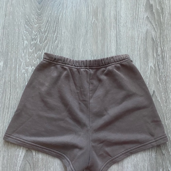 TNA 3” brown sweat shorts - Picture 2 of 3